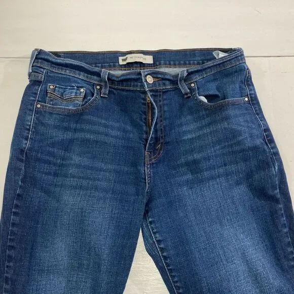 Levi’s Jeans Womens 12S 31x30 Blue Denim Mid Rise Straight Leg Stretch - Picture 4 of 12